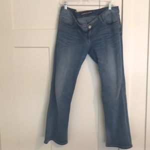 12 Short bootcut Stella express jeans.